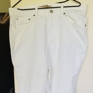 Size 10 Max Studio Boyfriend Crop Ankle